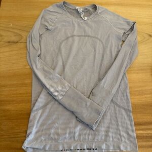 lululemon athletica woman’s Striped Long Sleeve Tee - Gray
